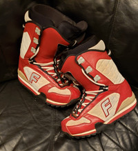 Mens size 9.0 FORUM Snowboard Boots $135