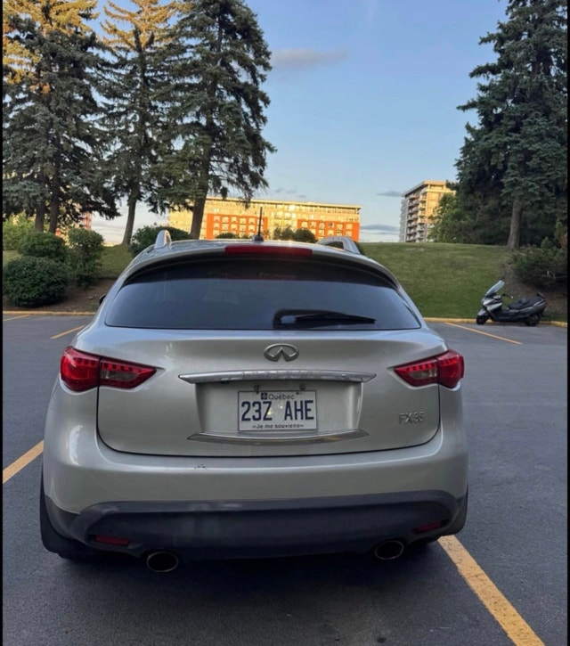 2010 Infiniti FX35 AWD V6 — photo 4
