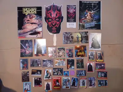 Starwars trading cards, book and more lot Various Star Wars Trading Cards 38 Return of the Jedi Trad...