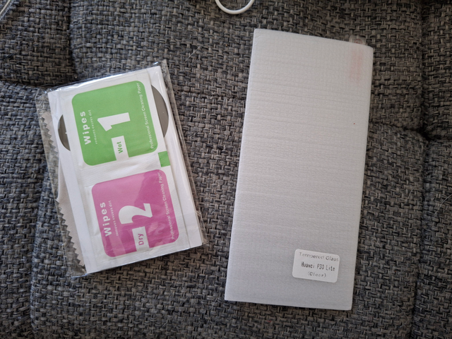 Huawei P30 Lite (MAR-LX3A), screen protector, case, ear buds in Cell Phones in Delta/Surrey/Langley - Image 5
