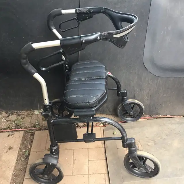 Evolution Trillium Medical walker64623145950977120