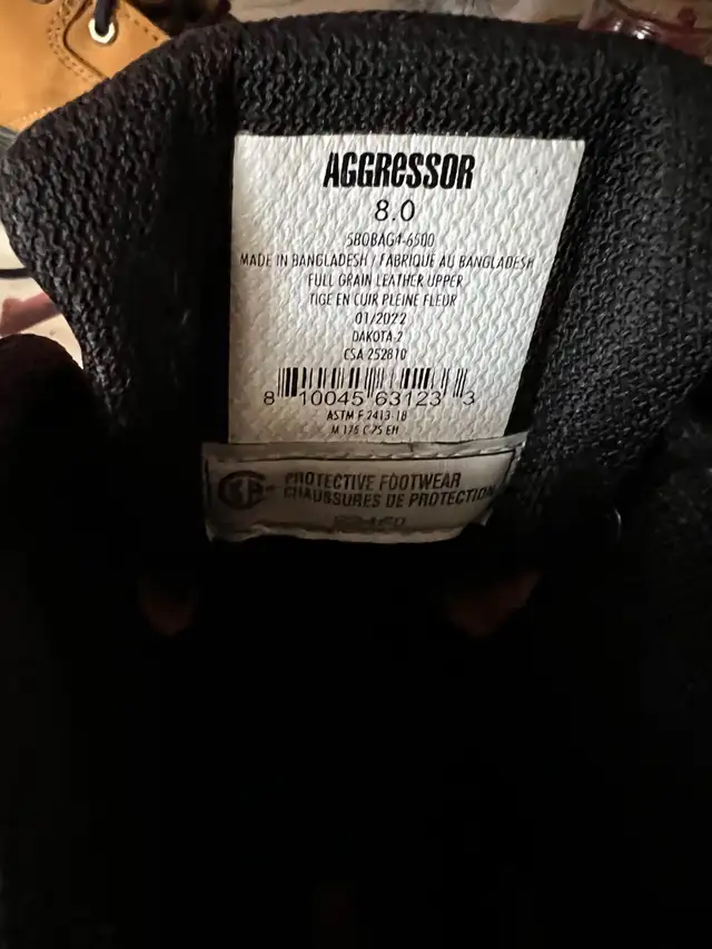 Bottes de travail pour femmes avec cap d'acier in Women's - Shoes in City of Montréal - Image 3