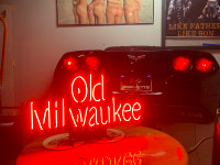 Vintage Old Milwaukee Neon sign excellent condition