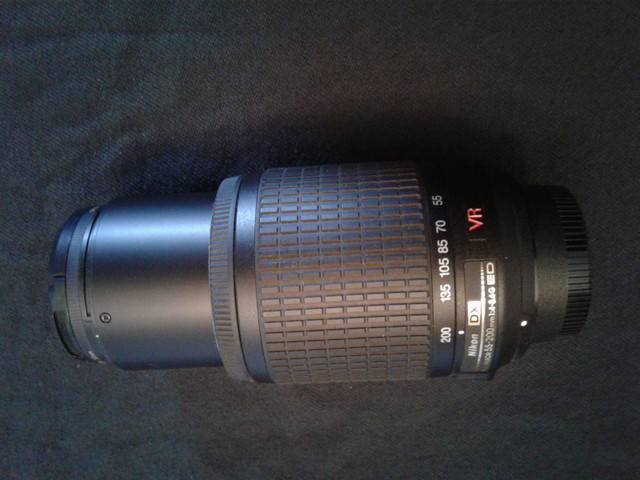 Nikon Nikkor 55-200 zoom digital lens for sale in Cameras & Camcorders in Stratford - Image 2