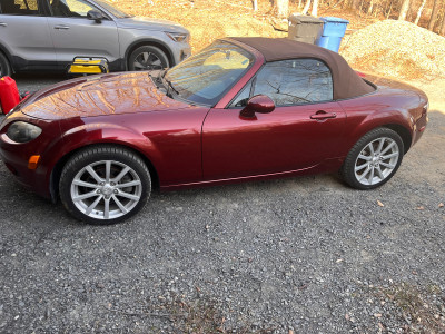 Mazda Miata mx5 2008