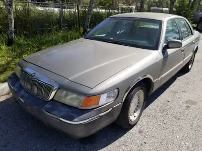 Florida Car. 2000 Mercury Grand Marquis 4.6 litre fully loaded car. No rust. New battery. Car is bei...
