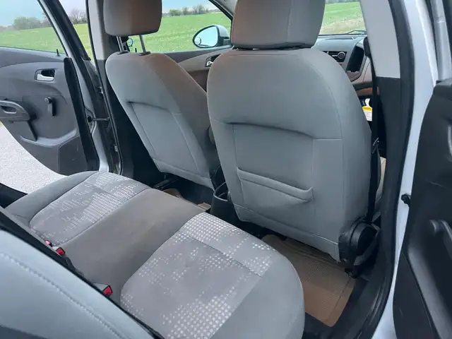 2012 Chevy sonic 605943988099502085