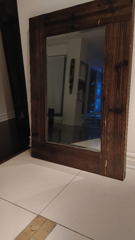 Brossard, Miroir cadre de bois dans Décoration intérieure et accessoires  à Longueuil/Rive Sud - Image 2