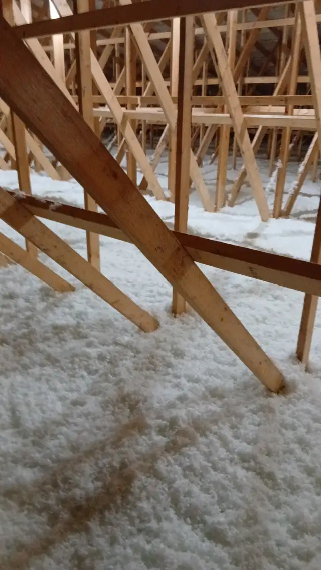 Attic insulation in Insulation in Strathcona County - Image 7