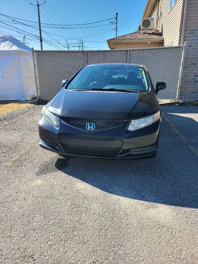 Honda Civic EX-L, fully equipped.