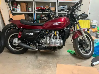 81 gl1100. Not running engine turns over. Accel coils, progressive fork springs. Tracker seat. Was r...