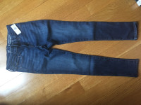 GAP jeans / pants  / t-shirt with TAGS, Girls.  Medium (8-10)