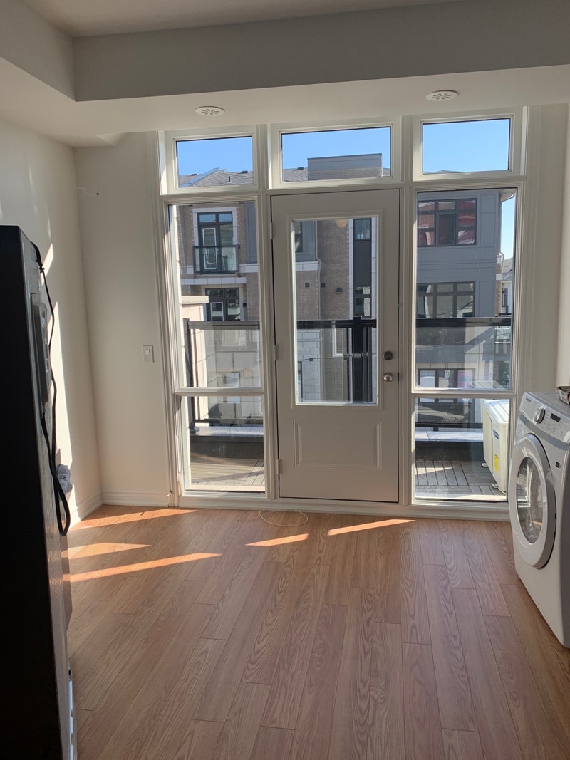 2 Bedroom Brand New Condo House for Rent Call 4167275447 Room Rentals & Roommates