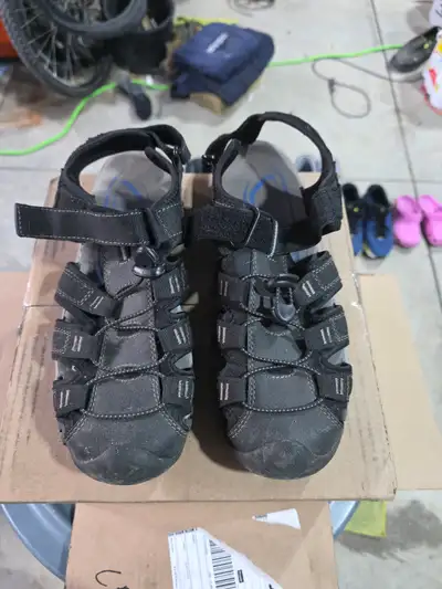keen size 10 shoes, View more