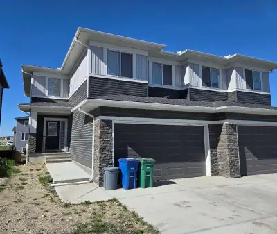 Welcome to this spacious family home in Airdrie, ideal for a family looking for a clean, comfortable...