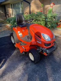 2020 Kubota GR2020 Lawn Tractor... Only 170 Hours