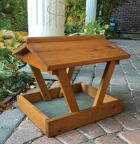 Solid Wood platform bird feeder with roof, good condition