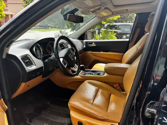 2011 Dodge Durango Citadel HEMI AWD – Loaded | Priced to Sell62854389310978123