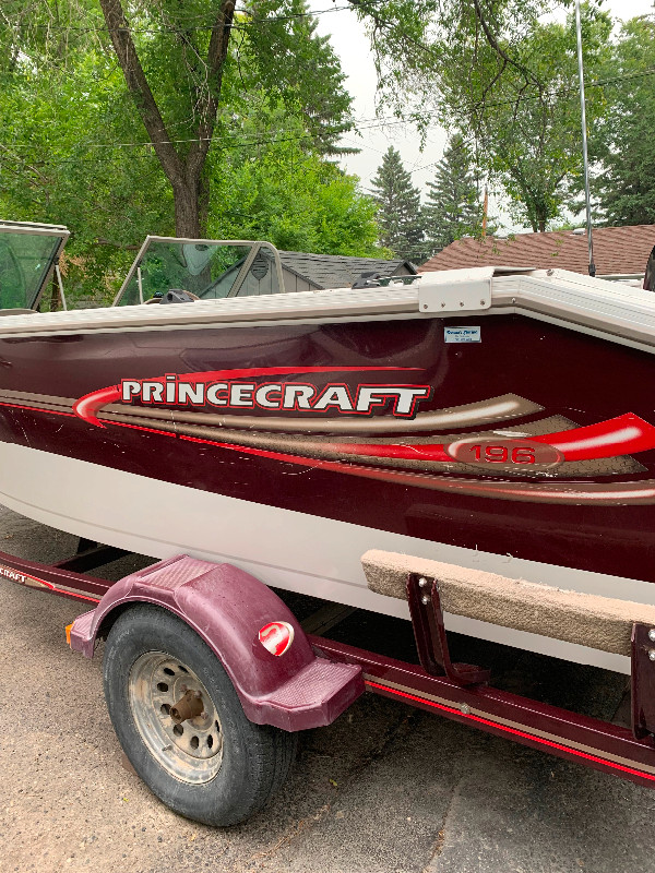2003 Prince craft 20’ fishing boat with a 150 merc. in Powerboats & Motorboats in Moose Jaw - Image 2