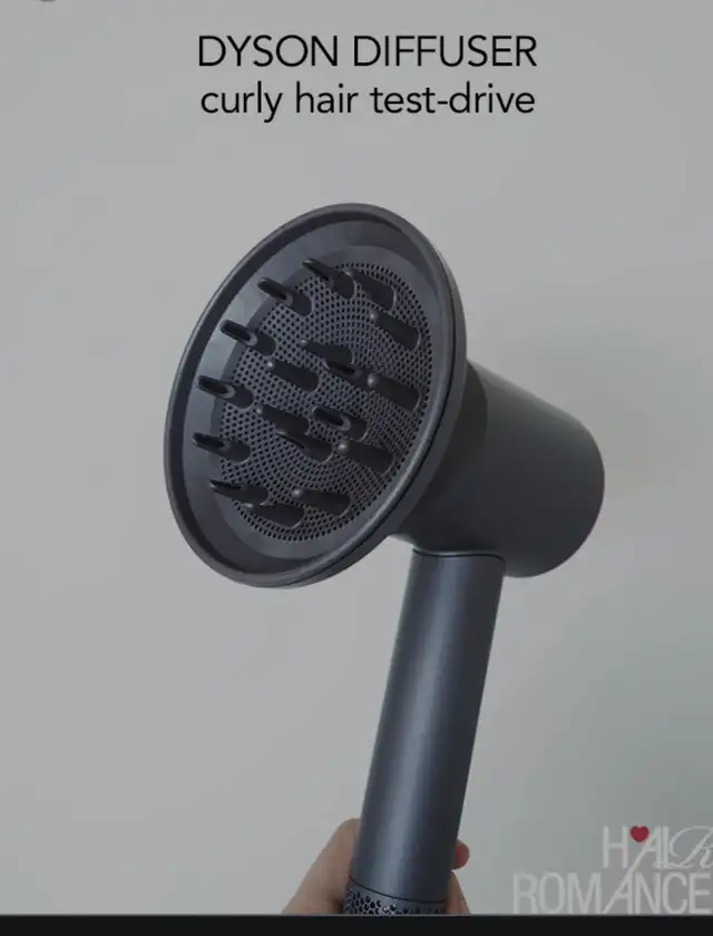 Dyson Supersonic hair dryer in General Electronics in Markham / York Region - Image 5