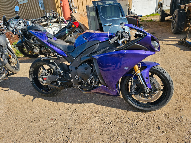Parting out 2009 Yamaha R1 in Motorcycle Parts & Accessories in Moncton