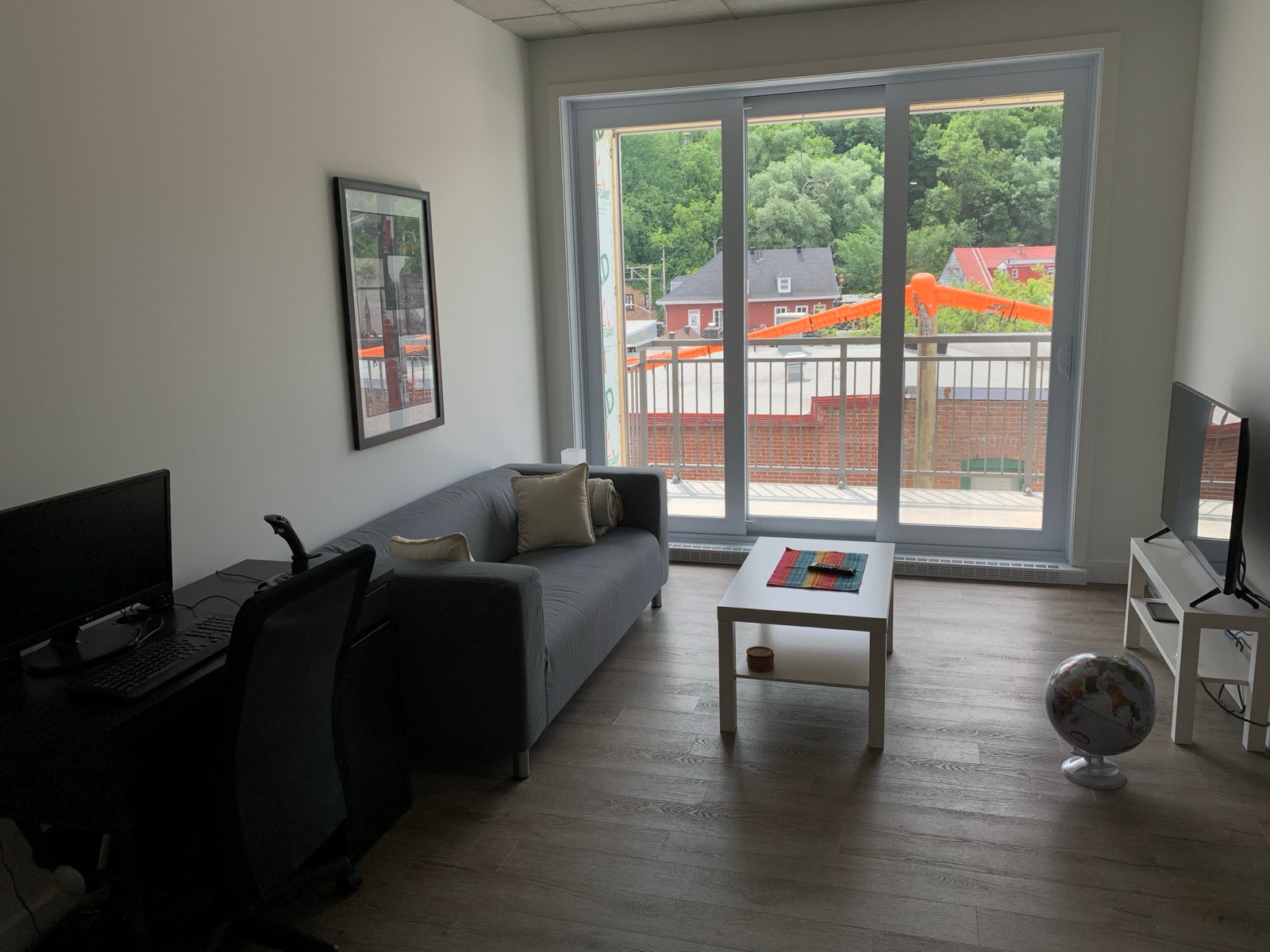 175 Rue Saint-Vallier E — photo 1