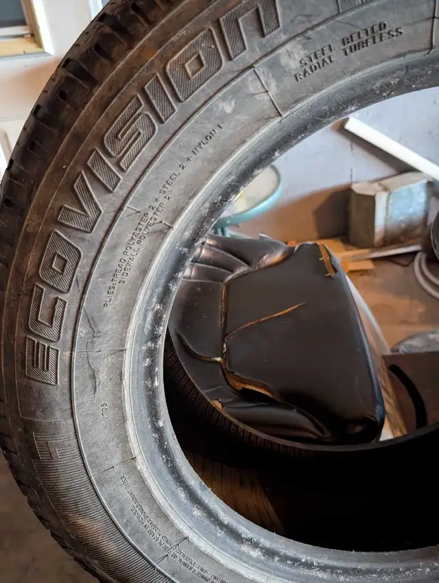 Ecovision 225/65R17 Tire in Tires & Rims in Edmundston - Image 3