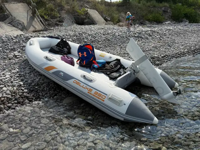 Aqua Marina Deluxe 3.5m Polyester U-Type Yacht w/ DWF Air Deck