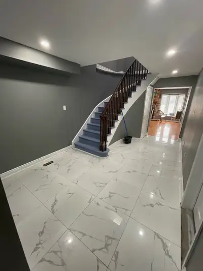 This is a medium size room, private bedroom with a shared bathroom with one person. We are close to...