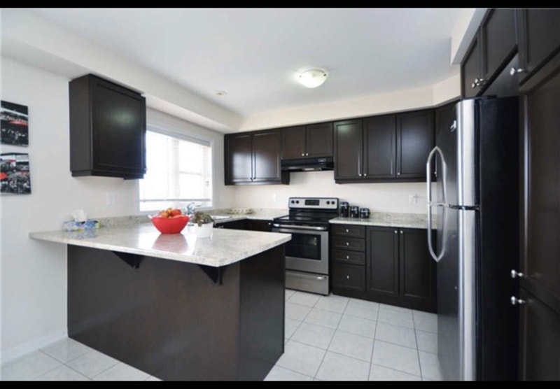 ROOMS FOR RENT BRAMPTON Room Rentals & Roommates Oakville / Halton