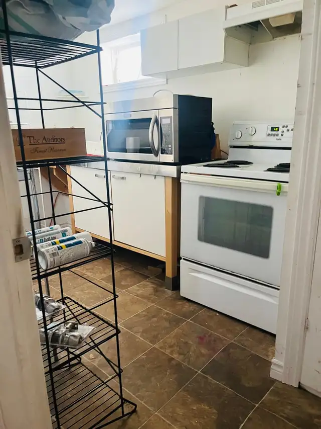 BARRIE BEST ROOMS for RENT February 1st from $495 Sharing rooms in Room Rentals & Roommates in Barrie - Image 12