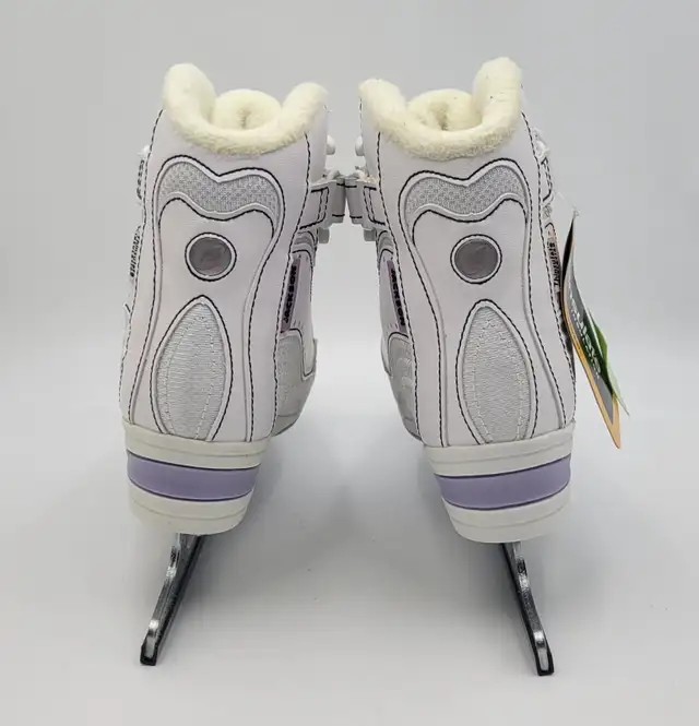 Cameo by Jackson Figure Skates Senior Size 5 - White in Skates & Blades in Windsor Region - Image 5
