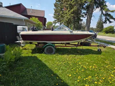 Good running boat had it on the water last weekend. Currently has gmc jimmy seats in but boat seats...