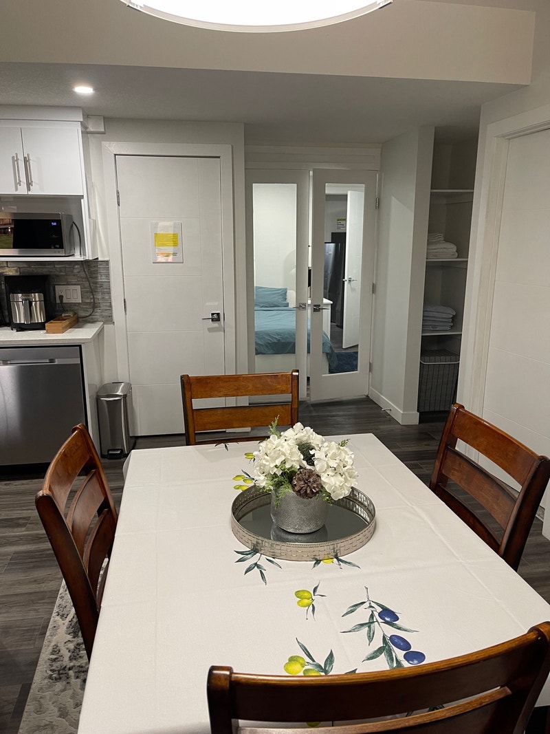 Air bnb Suite Cleaning , House Cleaning , Commercial Cleaning