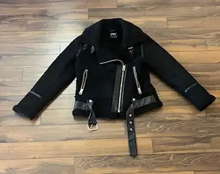 Zara Moto Jacket. Size XS in Women's - Tops & Outerwear in City of Toronto - Image 5