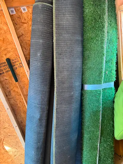 6 large rolls of artificial grass turf. Used 1 summer. Stored in the shed and ready for a new home....