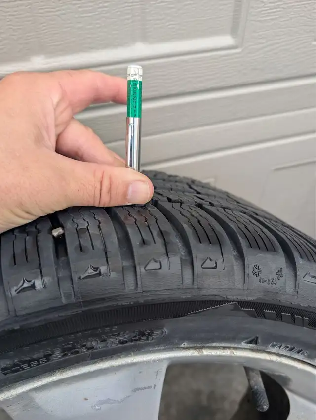 Mazda 3 Wheels   205 50 17 in Tires & Rims in Markham / York Region - Image 4