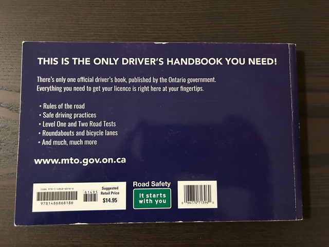 Drive licence Official MTO handbook in Other in Hamilton - Image 2