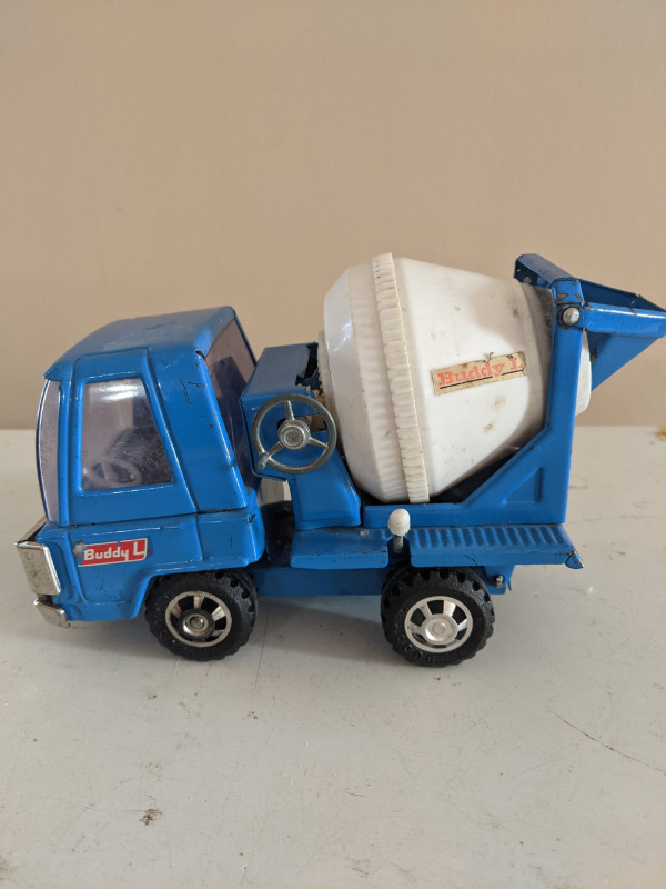 Buddy L Toy Cement Truck Vintage in Arts & Collectibles in Calgary