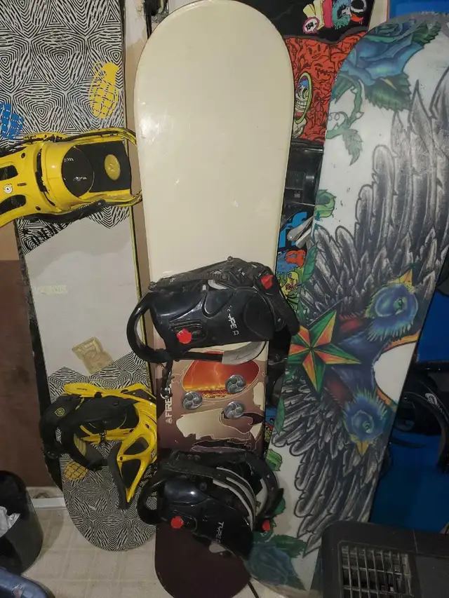 Snowboards in Snowboard in St. Albert - Image 2