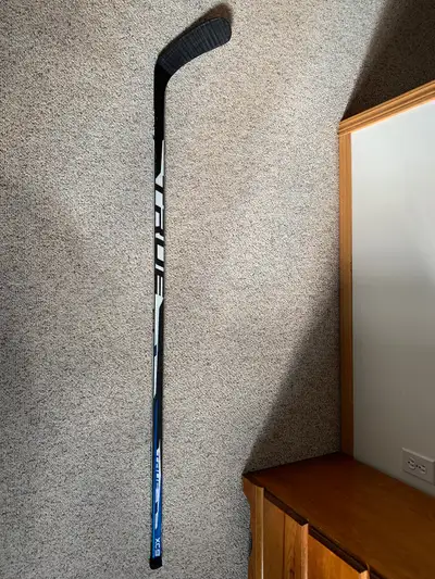 TRUE XC9 Hockey Stick, View more