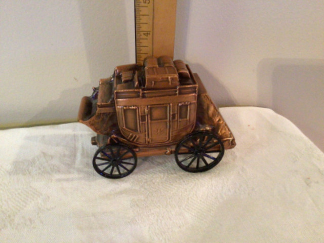 Bronze plated metal Stagecoach in Arts & Collectibles in Edmonton - Image 4