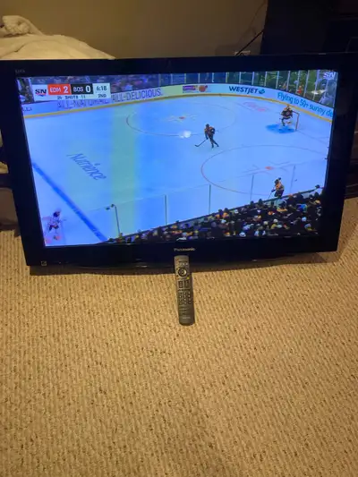 TV Panasonic Viera Plasma HD 42” TV, View more