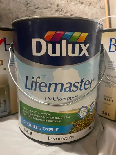 4 gallons peinture neufs Betonel (2xAmaretto) + Dulux (2xSauge), View more