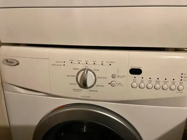 Used Whirlpool Washer & dryer for sale in Washers & Dryers in Markham / York Region - Image 3