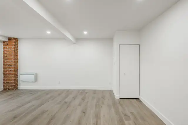 2 bed 1 bathroom apartment in Long Term Rentals in City of Montréal - Image 7
