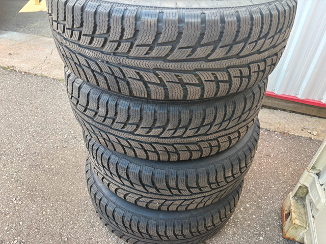Snow Tires in Tires & Rims in Brantford