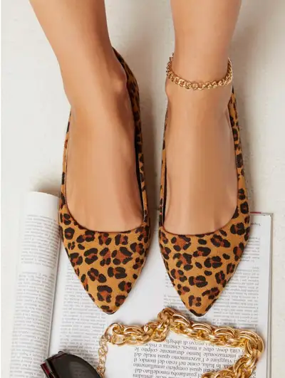 Beautiful leopard flats shoes size 8 NEW, View more
