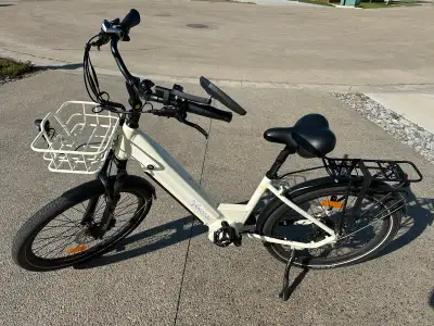 Vamoose Electric Bike, View more
