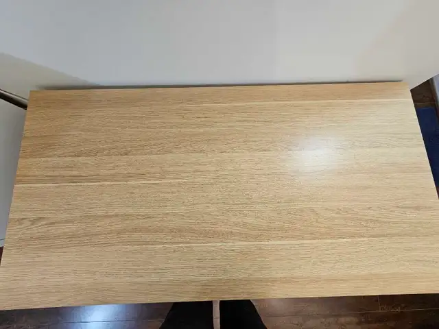 Modern Minimalist Office Desk – Light Oak & Sturdy White Frame in Other Tables in Delta/Surrey/Langley - Image 4